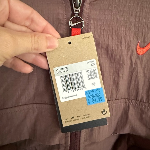 NWT Nike Burgundy Utility Water Repellent Jacket Size XS - Picture 5 of 6